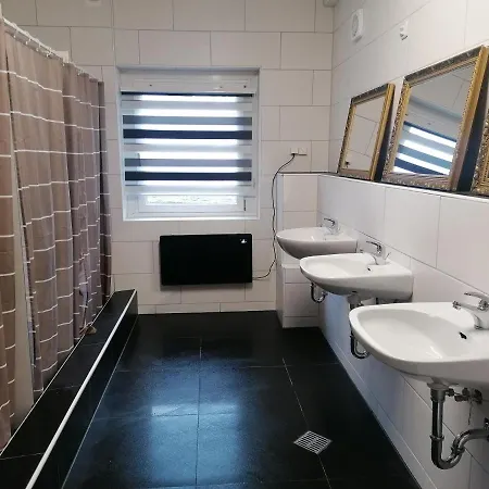 Hostel Express 24